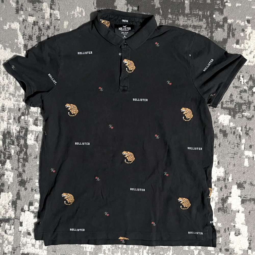 Hollister Button-up graphic polo Shirt Size:XL